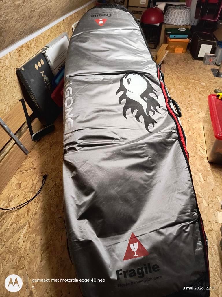 Gong wave sub 8'3 32" 140l splinter nieuw, Watersport en Boten, Ophalen