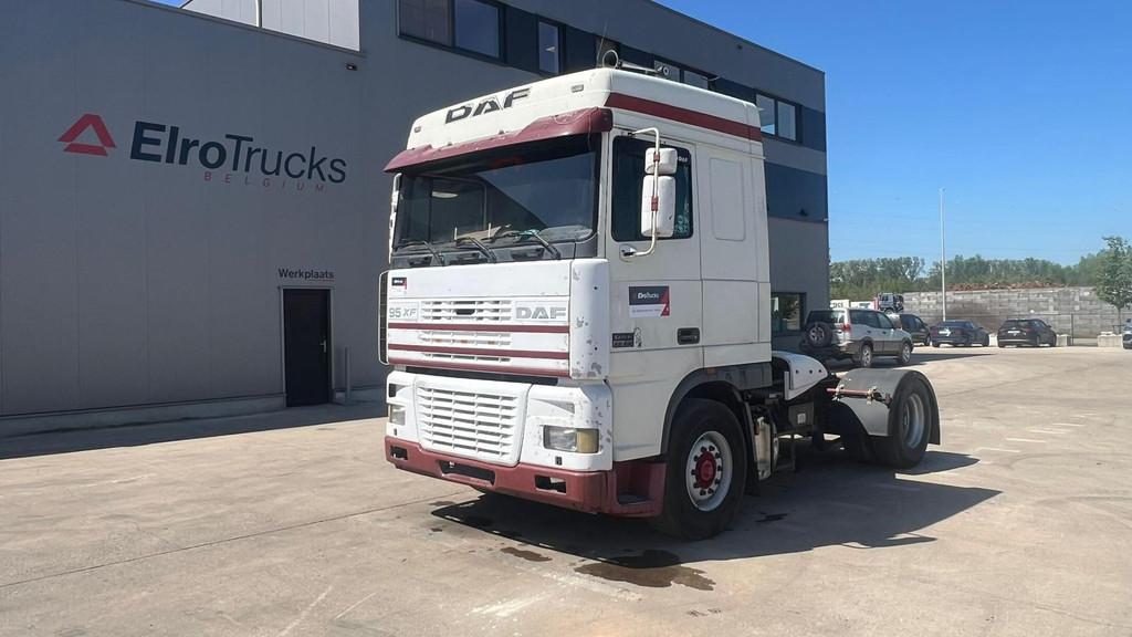DAF XF 95.430 (EURO 2 / MANUAL PUMP / POMPE MANUELLE / MANUA, Auto's, Vrachtwagens, Euro 2, Achterwielaandrijving, Overige kleuren