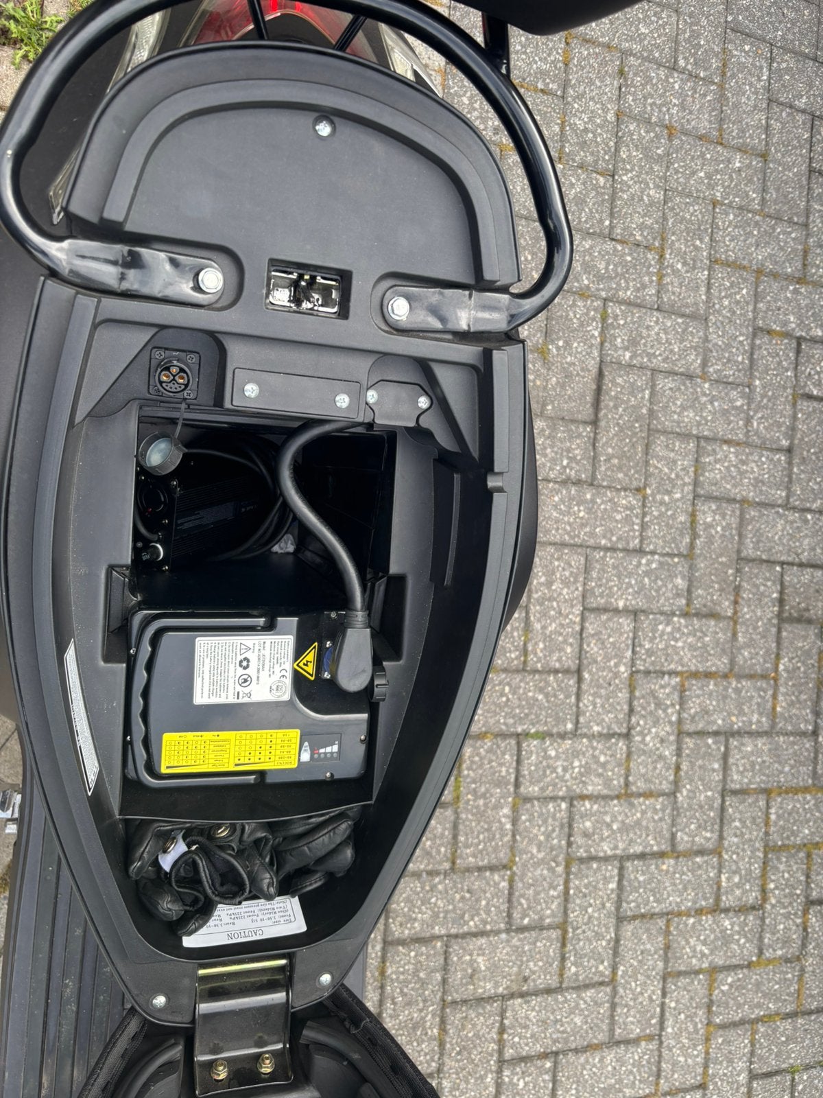 Elektrische scooter b klasse 18xx kilometers, Auto diversen, Laadpalen, Ophalen, Zo goed als nieuw