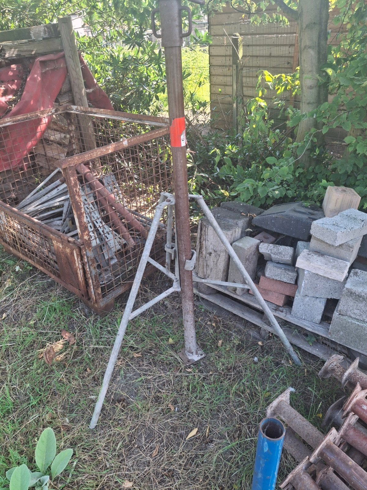 Schoor Voeten  beton klem, Ophalen, Klem