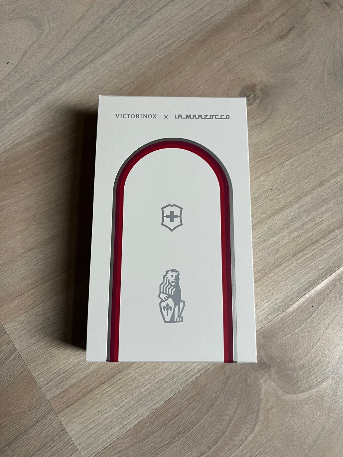 Victorinox x La Marzocco Barista Tool, Enlèvement ou Envoi, Neuf, Autres marques, Accessoire barista