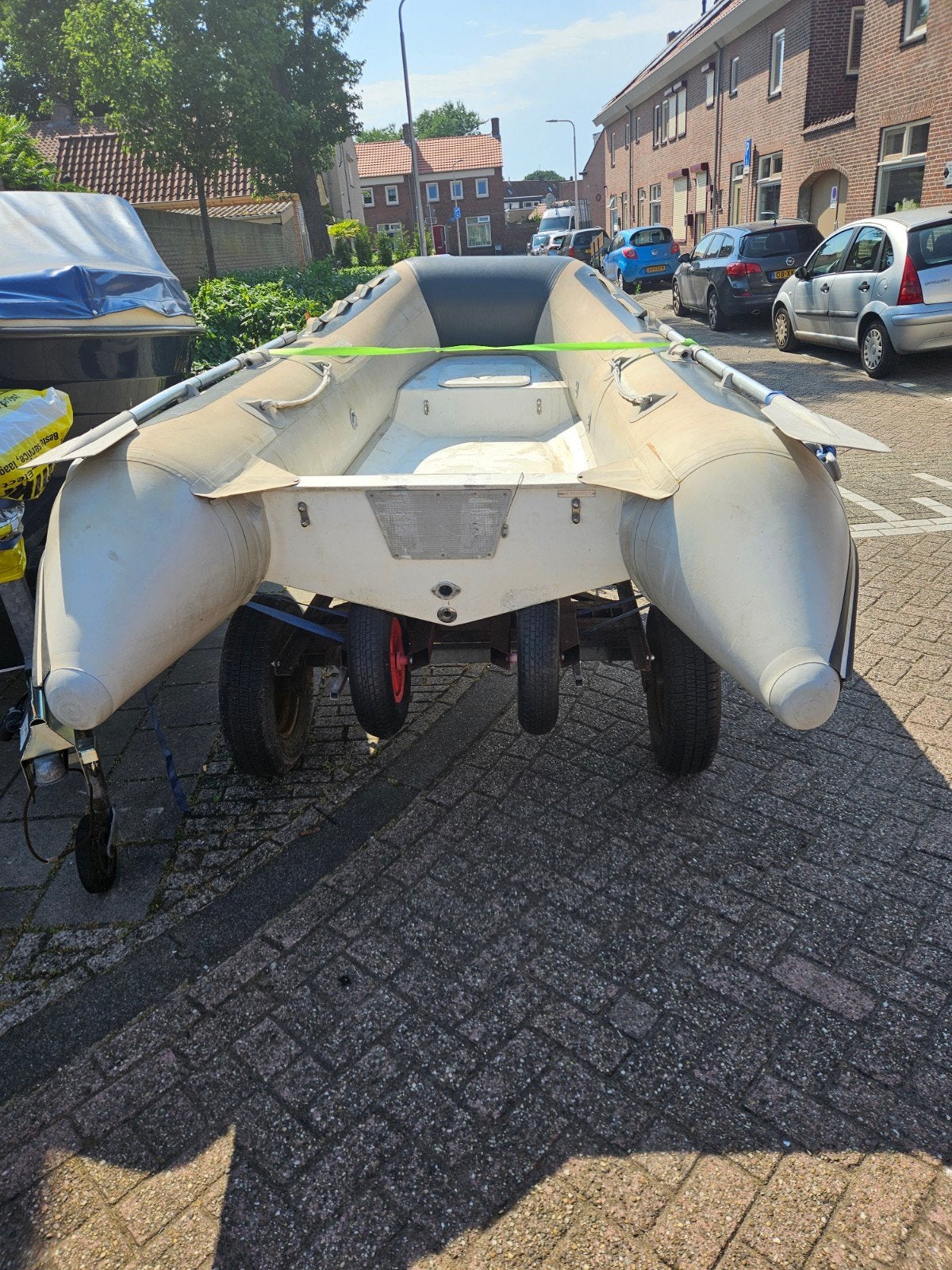 Rib met en trailer, Ophalen