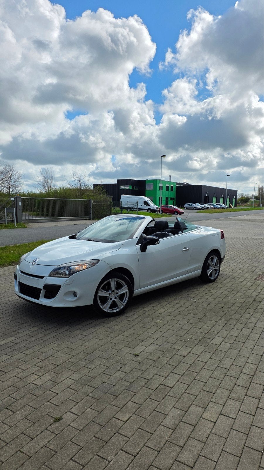 RENAULT MEGANE CABRIOLET AUTOMATIQUE, Autos, Cuir, Euro 5, Achat, Entreprise