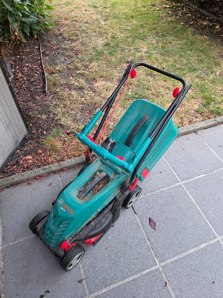 Bosch ARM34 Grasmaaier, Jardin & Terrasse, Tondeuses à gazon, Tondeuse rotative, 30 à 39 cm, Enlèvement, Utilisé