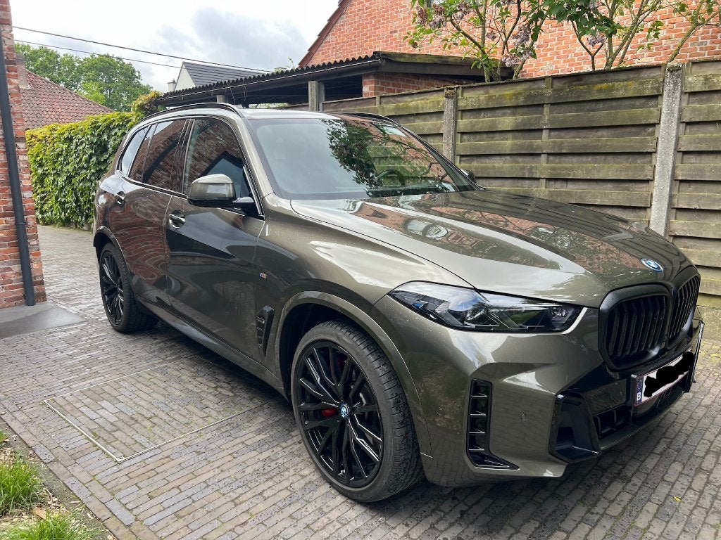 BMW X5 50 e, Achat, 19 g/km, Entretenue par le concessionnaire, Noir