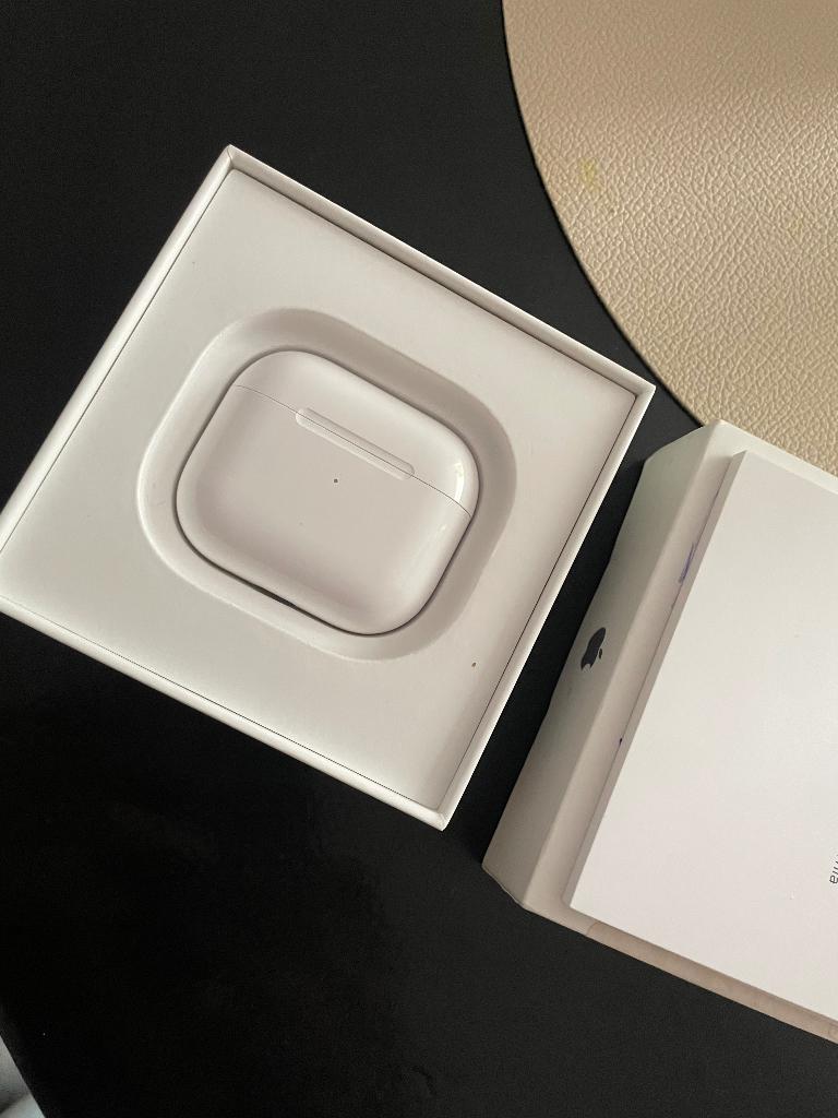 AirPods 3D generatie, Bluetooth, Utilisé, Blanc, Intra-auriculaires (In-Ear)