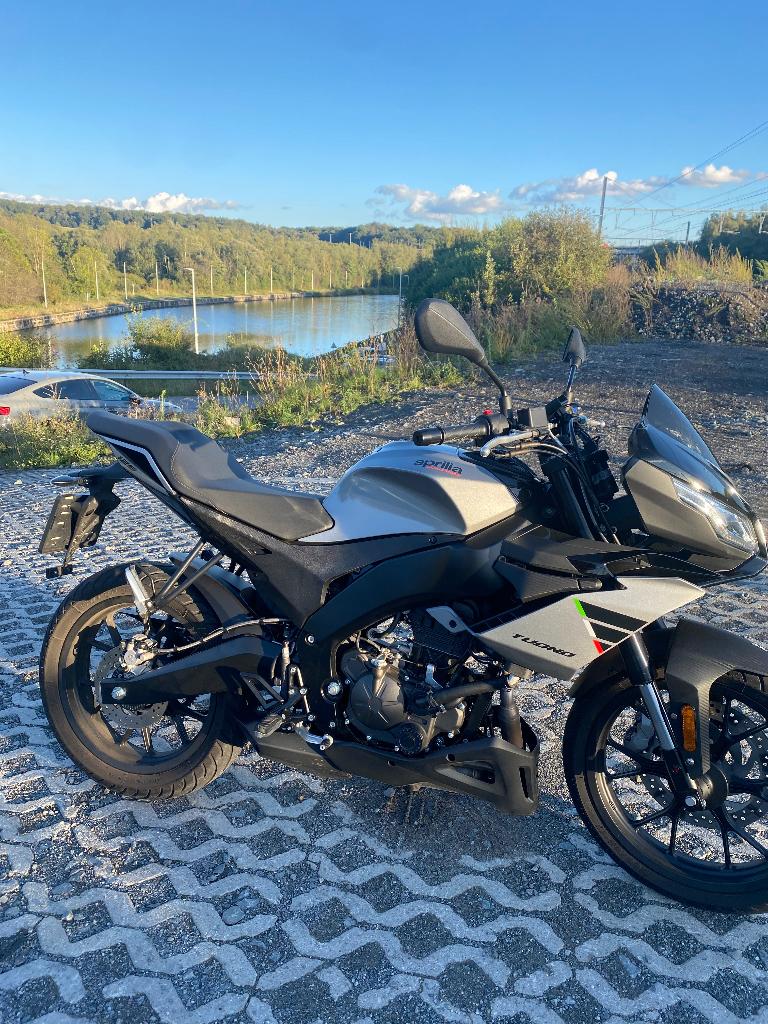 Aprilia Tuono 125, Motoren, Motoren | Aprilia, LED Verlichting, Occasion, Particulier, 125 cc