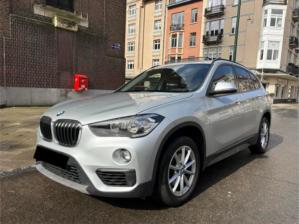 BMW X1 / Automatique / Toit Ouvrant, Autos, Argent ou Gris, Achat, Toit ouvrant, Noir
