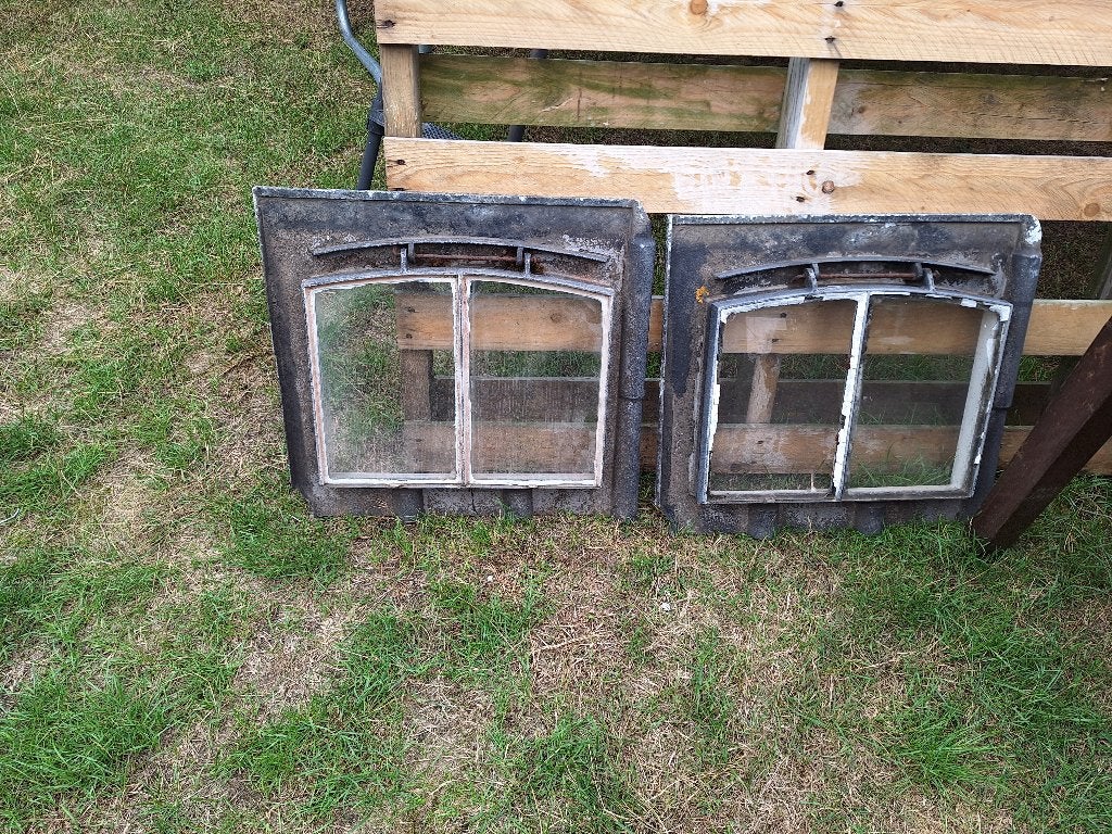 2  oude Dakramen pottelberg, Doe-het-zelf en Bouw, Glas en Ramen, Ophalen, Gebruikt, Dakraam