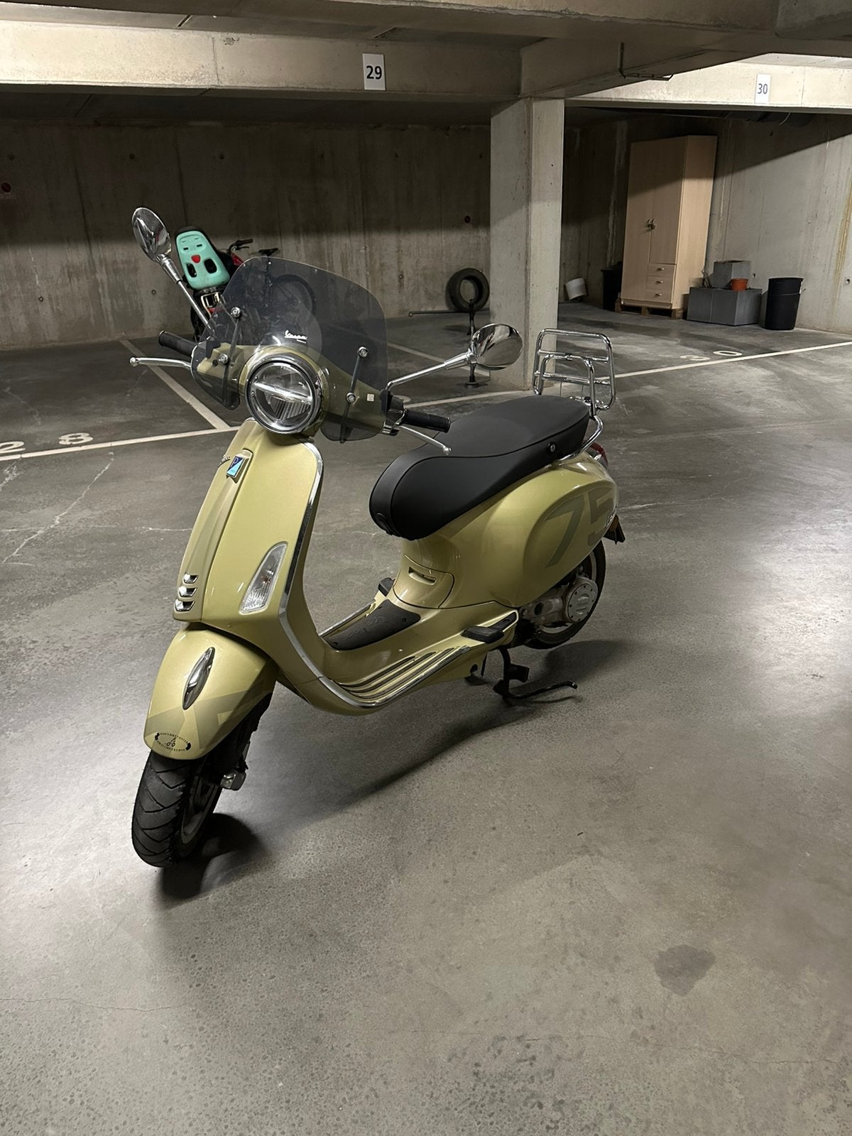 Vespa 50cc 75 jaar, Comme neuf, Classe B (45 km/h), Enlèvement, Essence