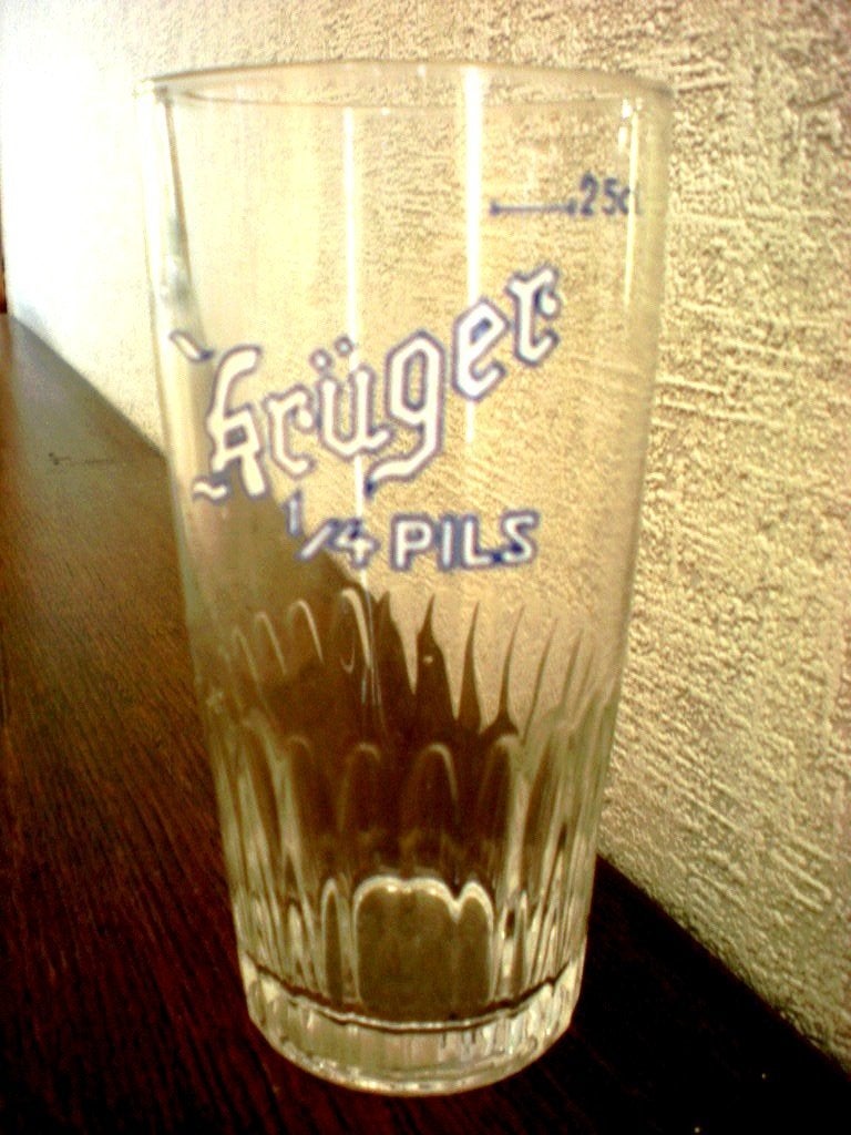 KRÜGER   1/4 pils, Collections, Marques de bière, Enlèvement ou Envoi, Comme neuf, Verre ou Verres