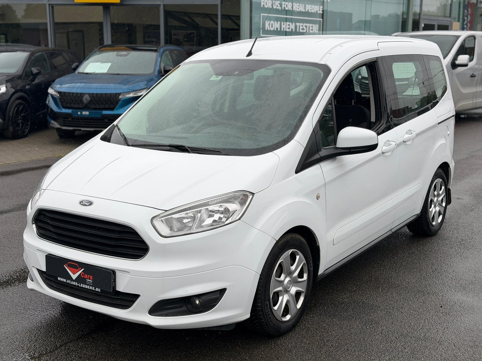 Ford tourneo courier benzine 1ste eig. Navi airco+ keuring, Euro 6, Bedrijf, Handgeschakeld, Tourneo Courier