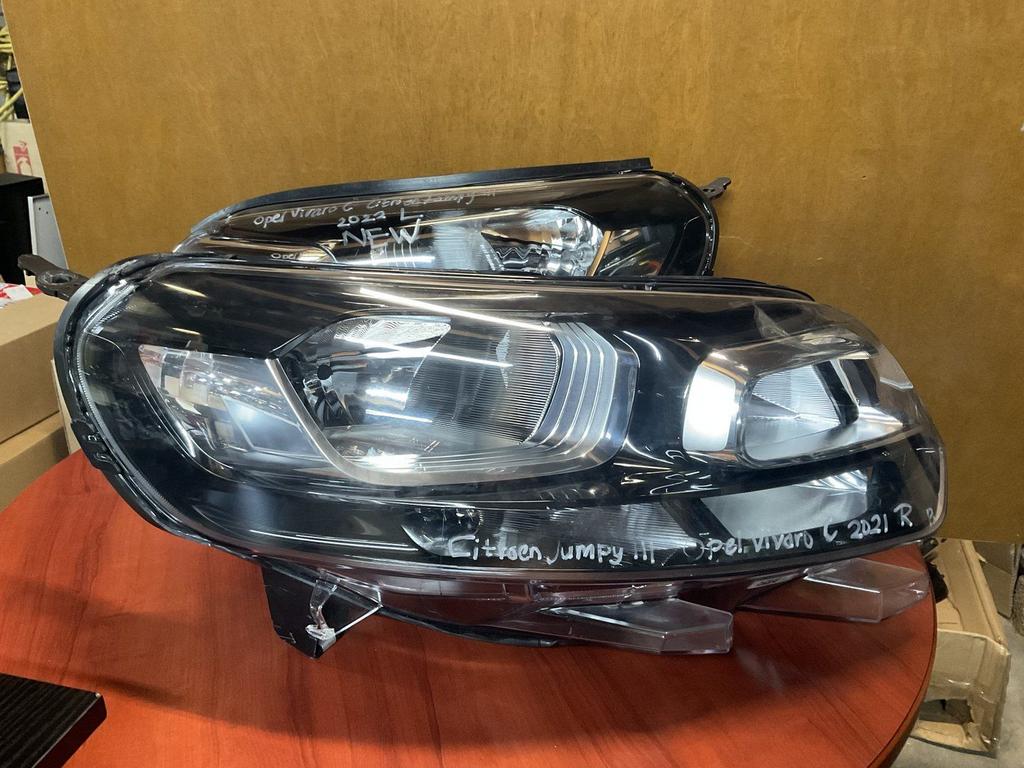 Citroen Jumpy III / Opel Vivaro C 2022 Halogeen Koplamp RECH, Gebruikt, -, Ophalen of Verzenden, -