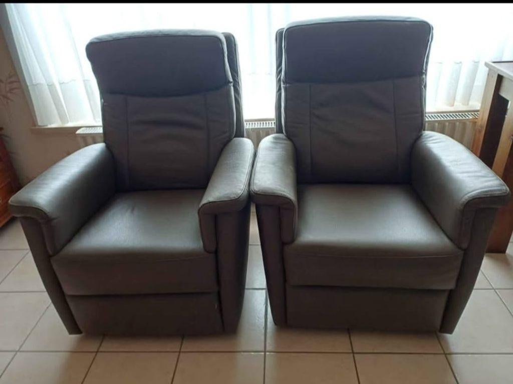 Sofa (Electrisch verstelbaar), Huis en Inrichting, Ophalen, 125 tot 150 cm, Klassiek, Leer