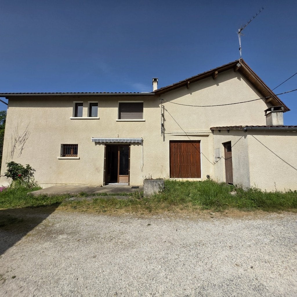 2 habitations de 110 m² et 85 m², Immo, Étranger, France, Maison d'habitation, Campagne