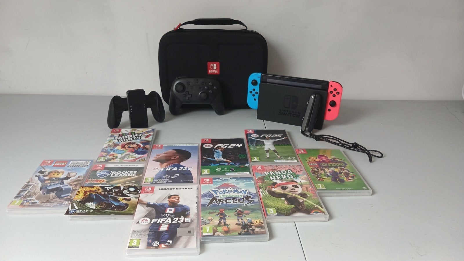 Nintendo Switch – goede staat - plus veel gadgets, Games en Spelcomputers, Ophalen