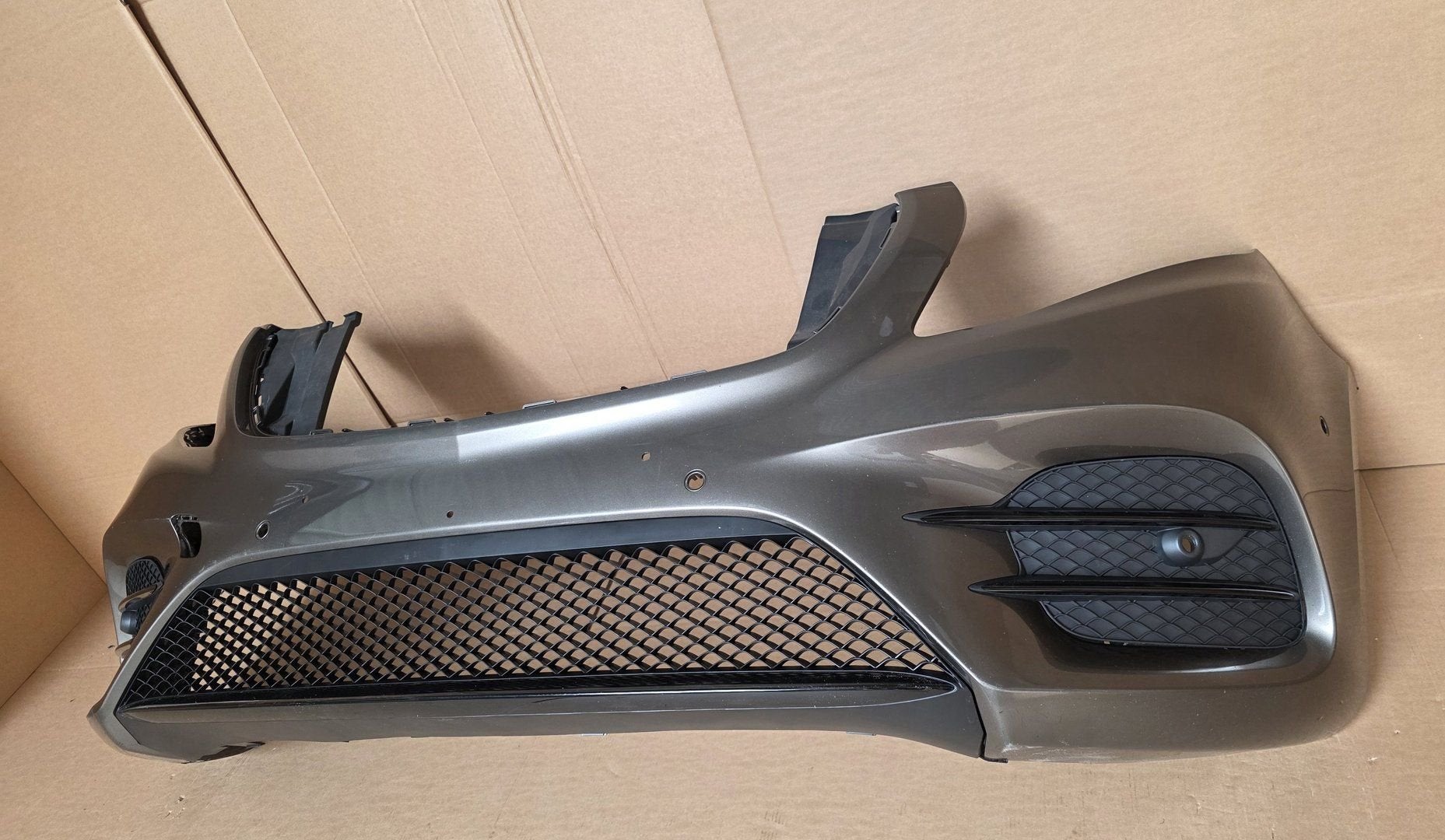 Voorbumper Mercedes V KLASSE W447 VITO AMG PDC A4478851000, Gebruikt, -, Voor, Ophalen of Verzenden