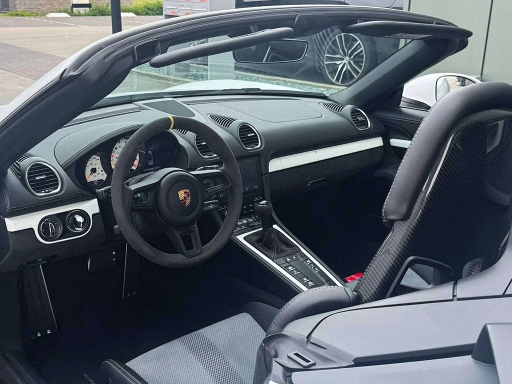 Porsche 718 Spyder RS / 4.0 PDK / Pure White / 1st Owner, Auto's, Porsche, Automaat, Gebruikt, Zwart, Cabriolet