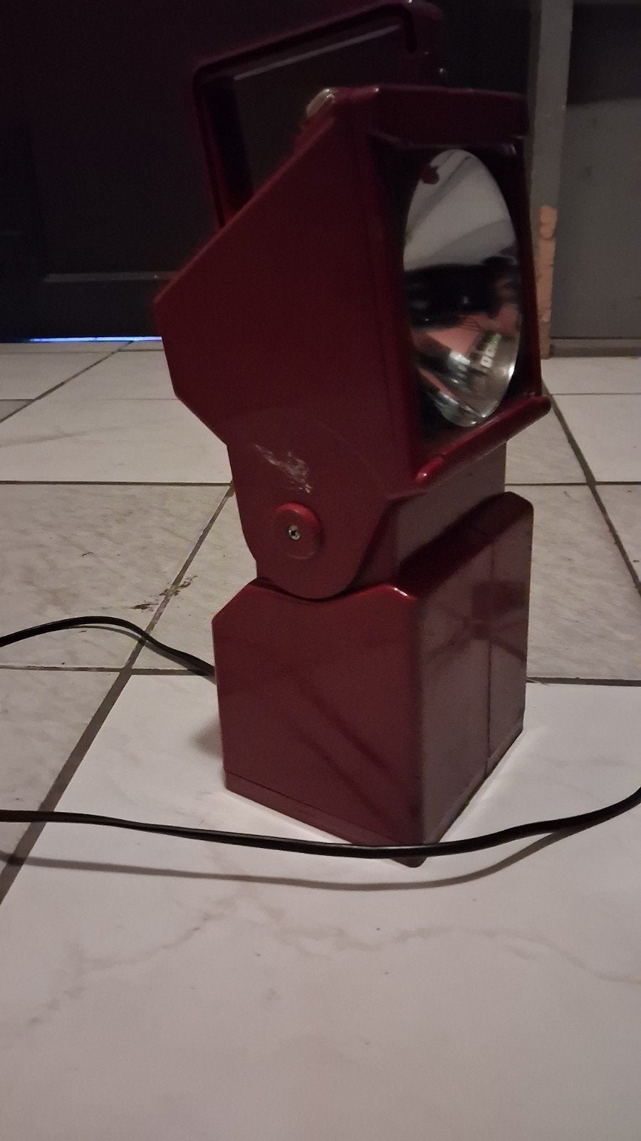 Collectors Item] Vintage Beghelli Faro Scout (Jaren '80), Huis en Inrichting, Ophalen, Overige fittingen, Zo goed als nieuw, Rood