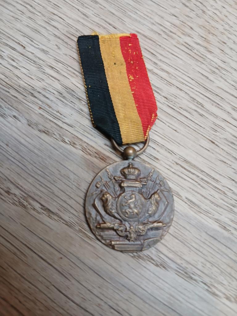 Medaille Saint Louis Marcinelle 1949, Envoi, Autres, Ruban, Médaille ou Ailes