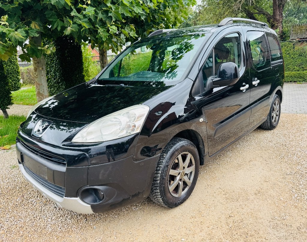 MOOIE PEUGEOT PARTNER TEEPEE 1.6HDI AIRCO GEKEURD, Voorwielaandrijving, Euro 5, Zwart, Bedrijf