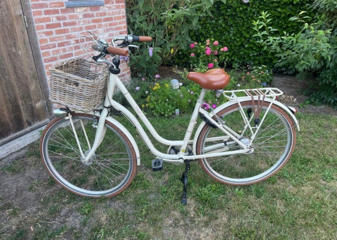 Damesfiets frappé, Fietsen en Brommers, Ophalen, Zo goed als nieuw, Overige merken, Versnellingen