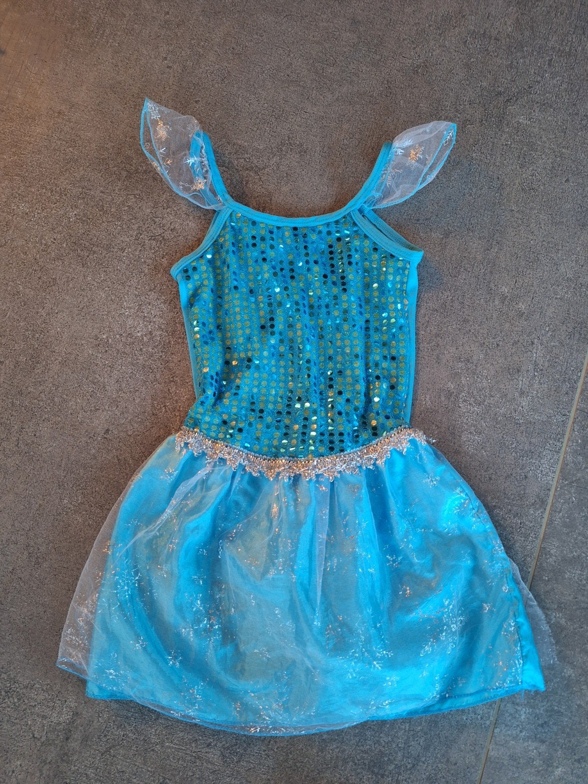 Deguisement robe reine des neiges 5-7ans, Enfants & Bébés, Enlèvement, Utilisé, Fille