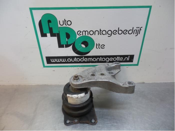 Motorsteun van een Volkswagen Fox (Fox 05-), Auto-onderdelen, Ophanging en Onderstel, Volkswagen, Gebruikt, 3 maanden garantie