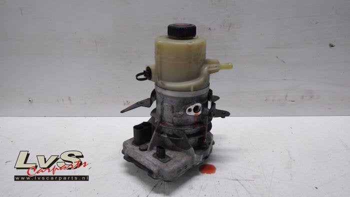 Pompe direction assistée d'un Opel Vivaro, -, Opel, 3 mois de garantie, Utilisé