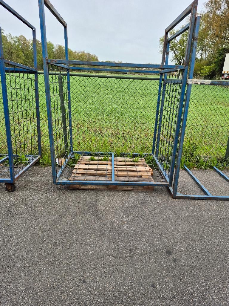 Metalen kooien, Ophalen, Gebruikt, IJzer
