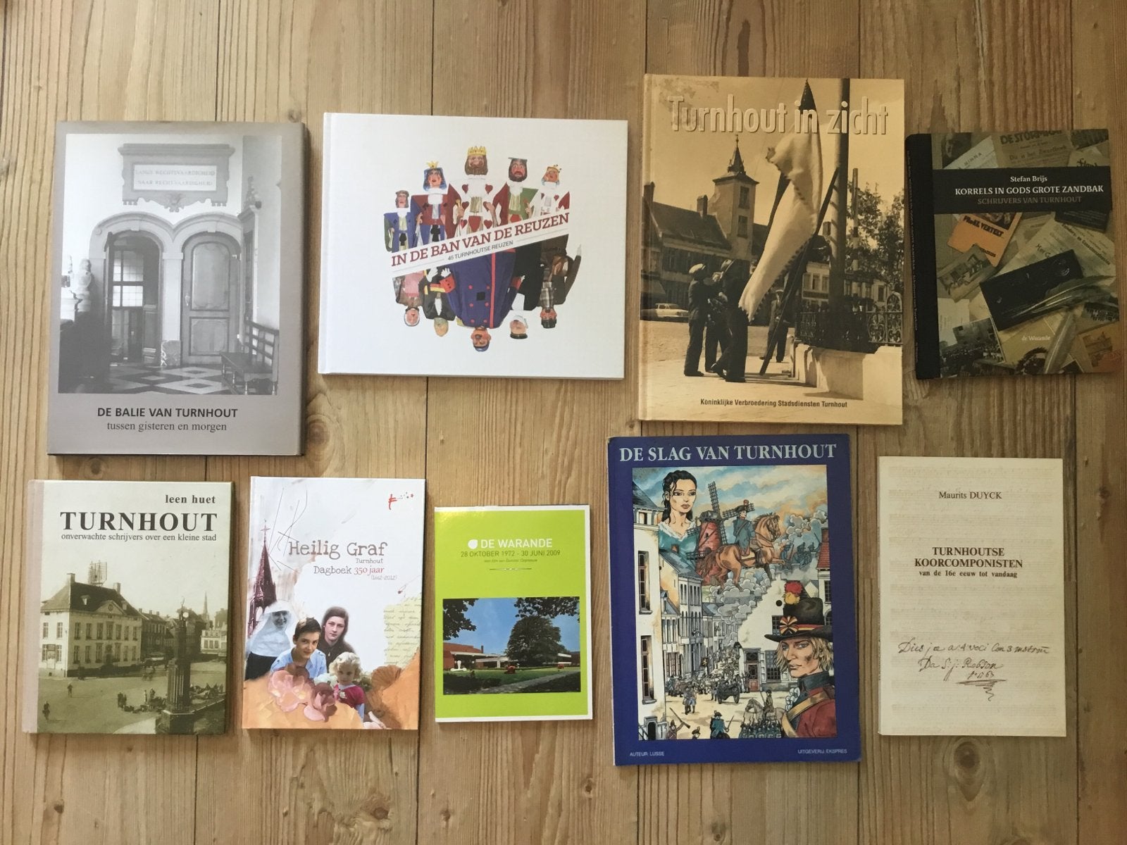 Turnhout - verschillende boeken en spullen, Ophalen of Verzenden