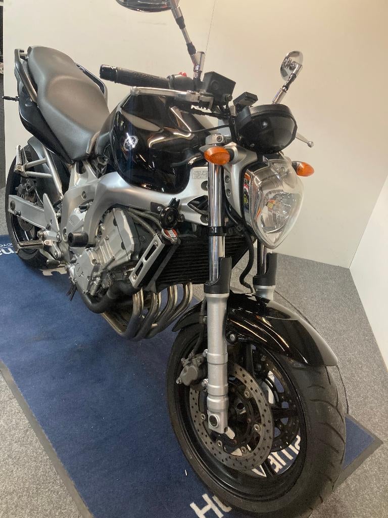 Yamaha FZ 6 MY'04 réf. LS 3307, Entreprise, Plus de 35 kW, 4 cylindres, Naked bike