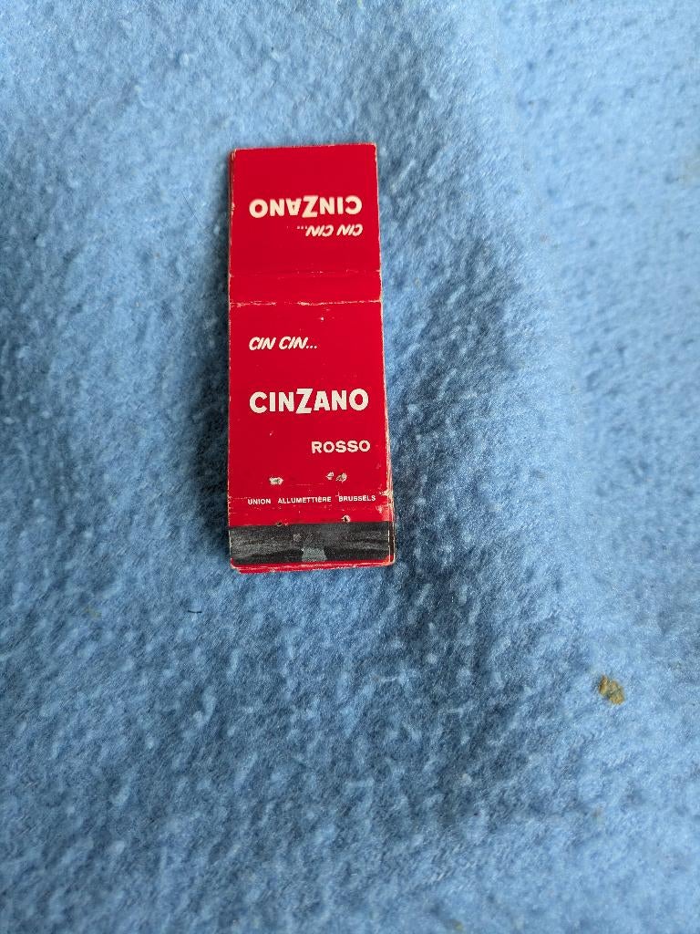 Cinzano, Enlèvement ou Envoi, Utilisé, Boîtes ou marques d'allumettes