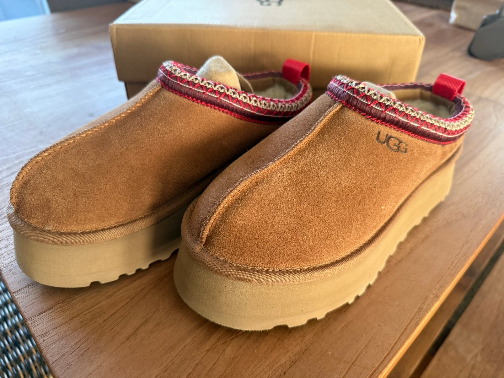 UGG Tazz Clog – maat 38 – NIEUW, Kleding | Dames, Ophalen, Nieuw, Bruin