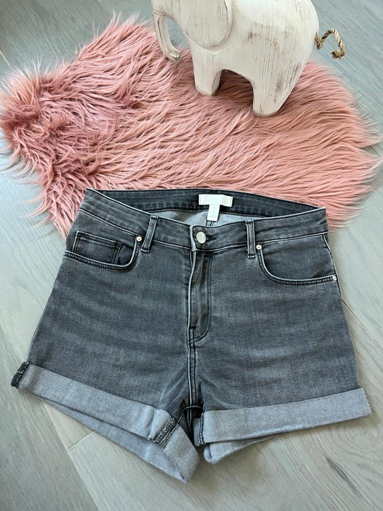 Grijze jeans short, Kleding | Dames, Ophalen of Verzenden, Zo goed als nieuw