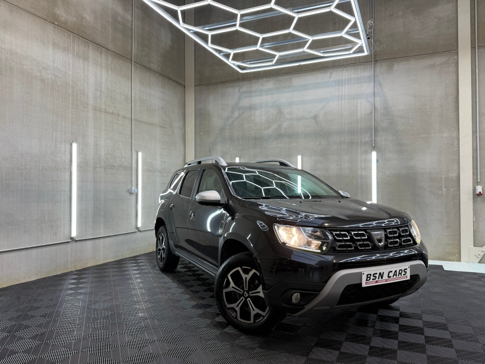 DACIA DUSTER/AUTOMAAT/NAVI/360CAMERA/DODEHOEK/GARANTIE, Autos, Essai à domicile, Achat, Euro 6, Entreprise