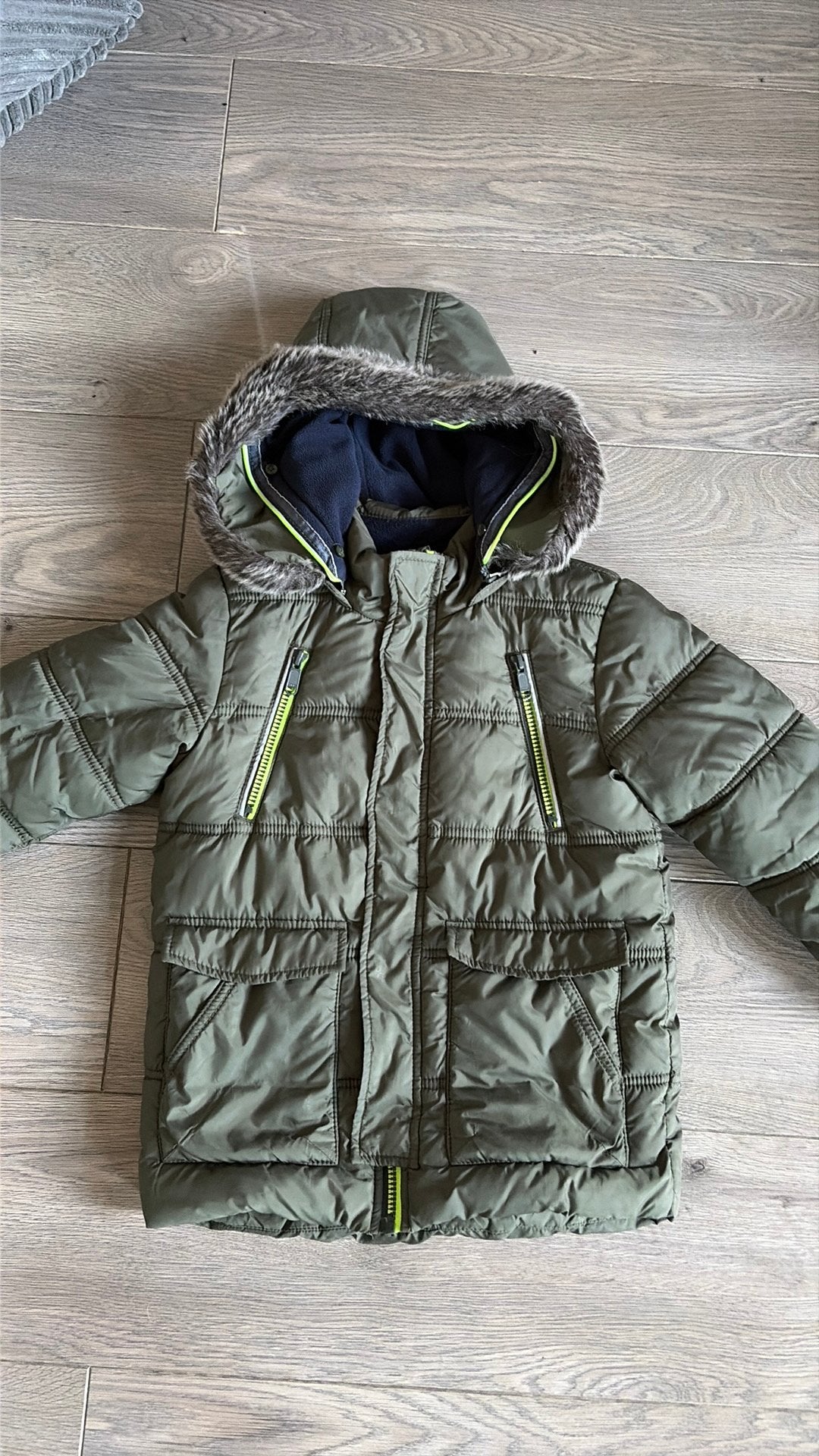 Winterjas S. oliver jongen maat 128, Kinderen en Baby's, Ophalen of Verzenden, Zo goed als nieuw, Jongen, Jas