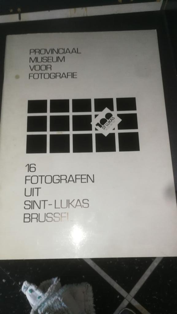 Boekje 16 fotografen uit Brussel, Enlèvement