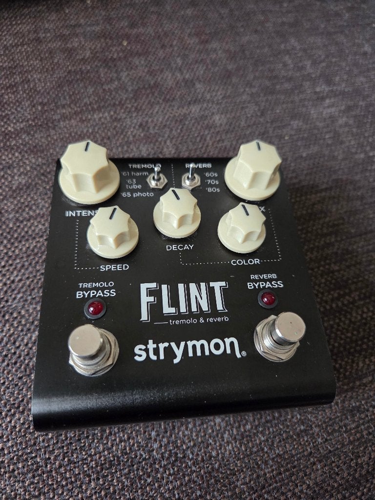Strymon Flint V1 reverb / tremolo, Muziek en Instrumenten, Ophalen of Verzenden, Zo goed als nieuw, Reverb