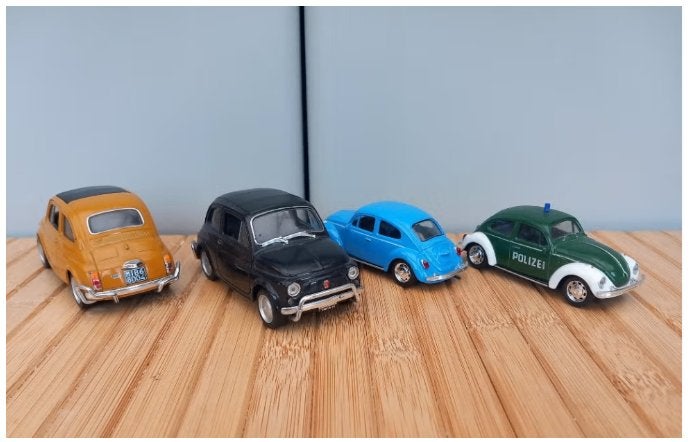 2 Vw Kever + 2 Fiat 500 , oldtimer schaalmodellen, Ophalen, Nieuw, Auto