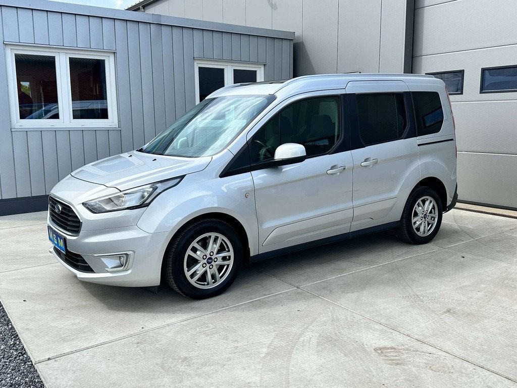Ford Tourneo Connect Tourneo Connect 1.5 TDCi Titanium * 12M, Autos, Ford, Argent ou Gris, Achat, Euro 6, Entreprise