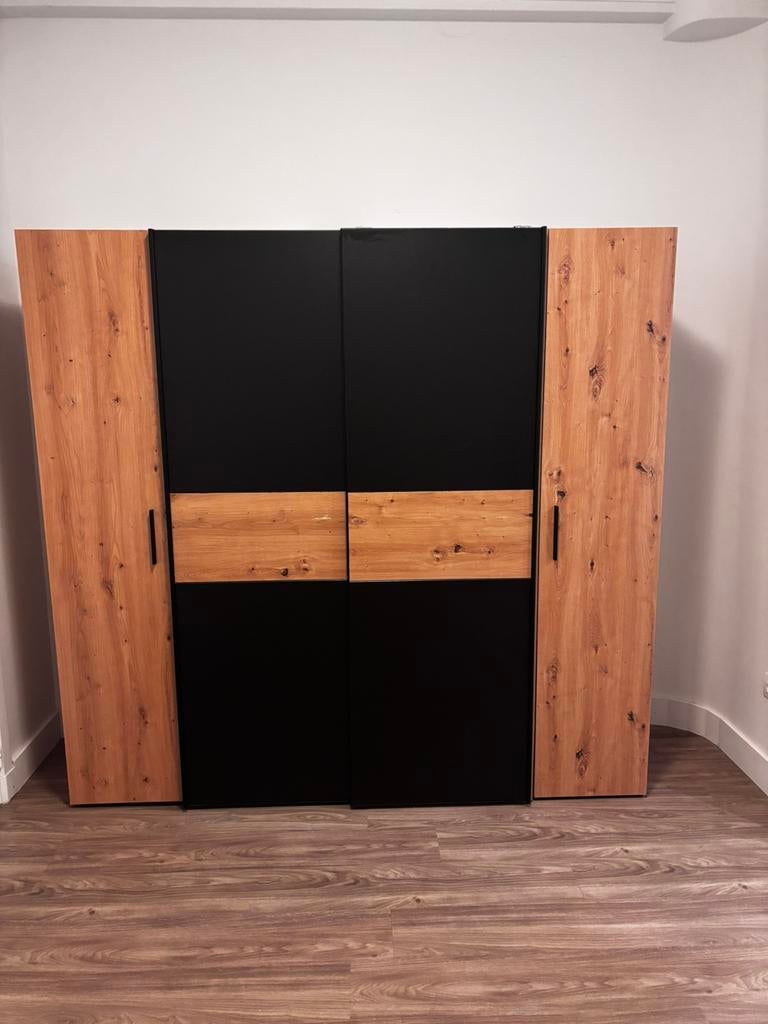 Kast Weba, 200 cm ou plus, Comme neuf, Enlèvement, 200 cm ou plus