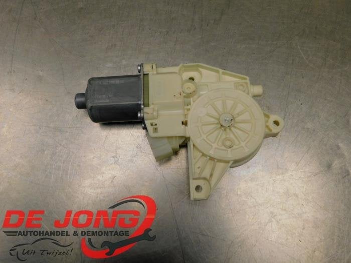 Moteur de vitre portière d'un Mercedes Vito, 3 mois de garantie, Utilisé, -, -