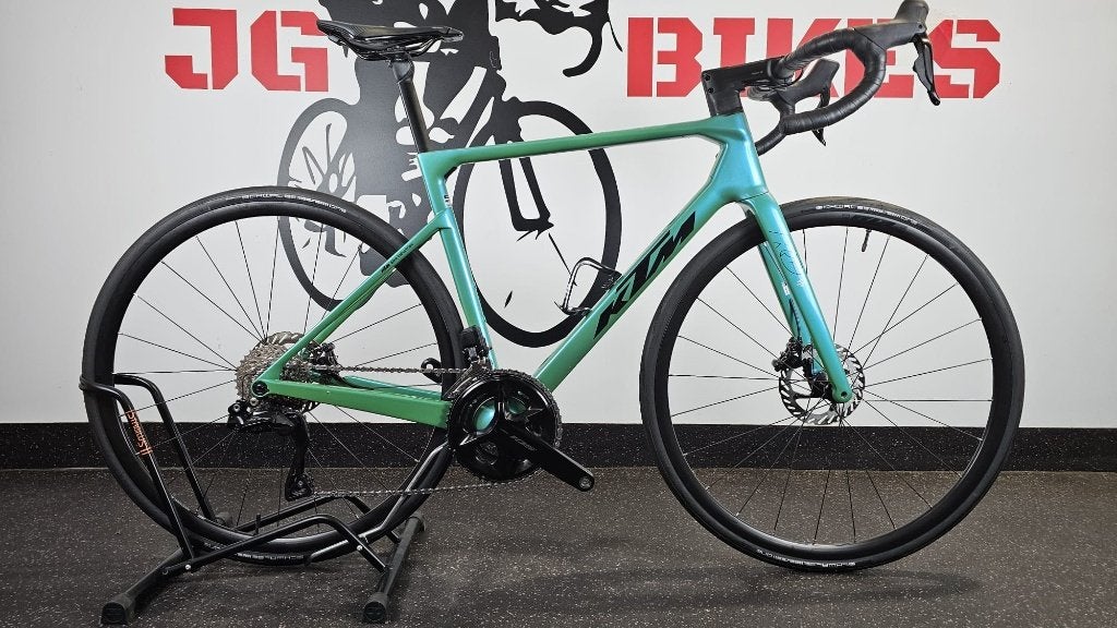 Racefiets KTM Revelator Alto Elite Disc carbon(2026)*Di2*, Ophalen, Zo goed als nieuw
