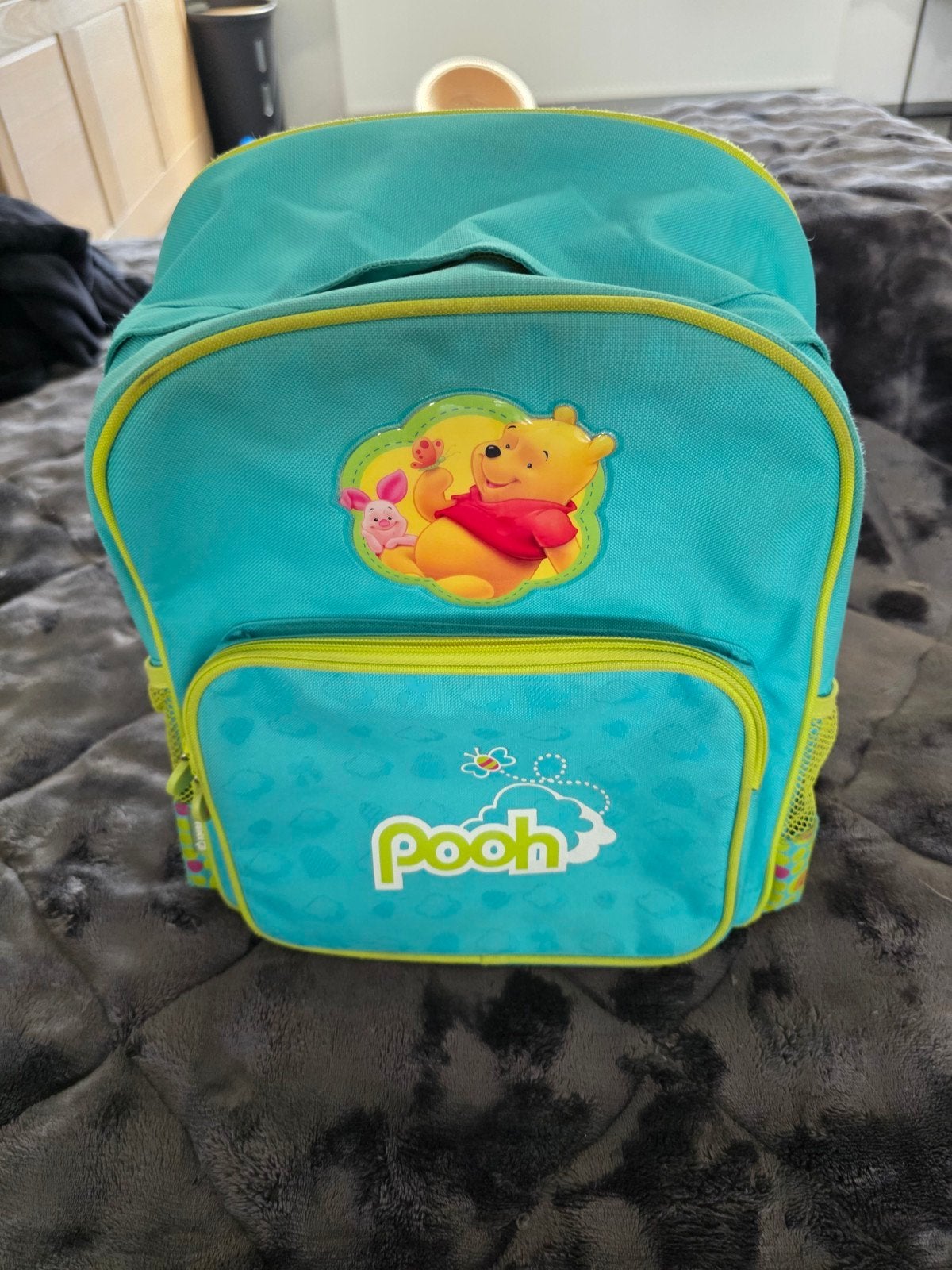 A vendre cartable enfants, Enlèvement