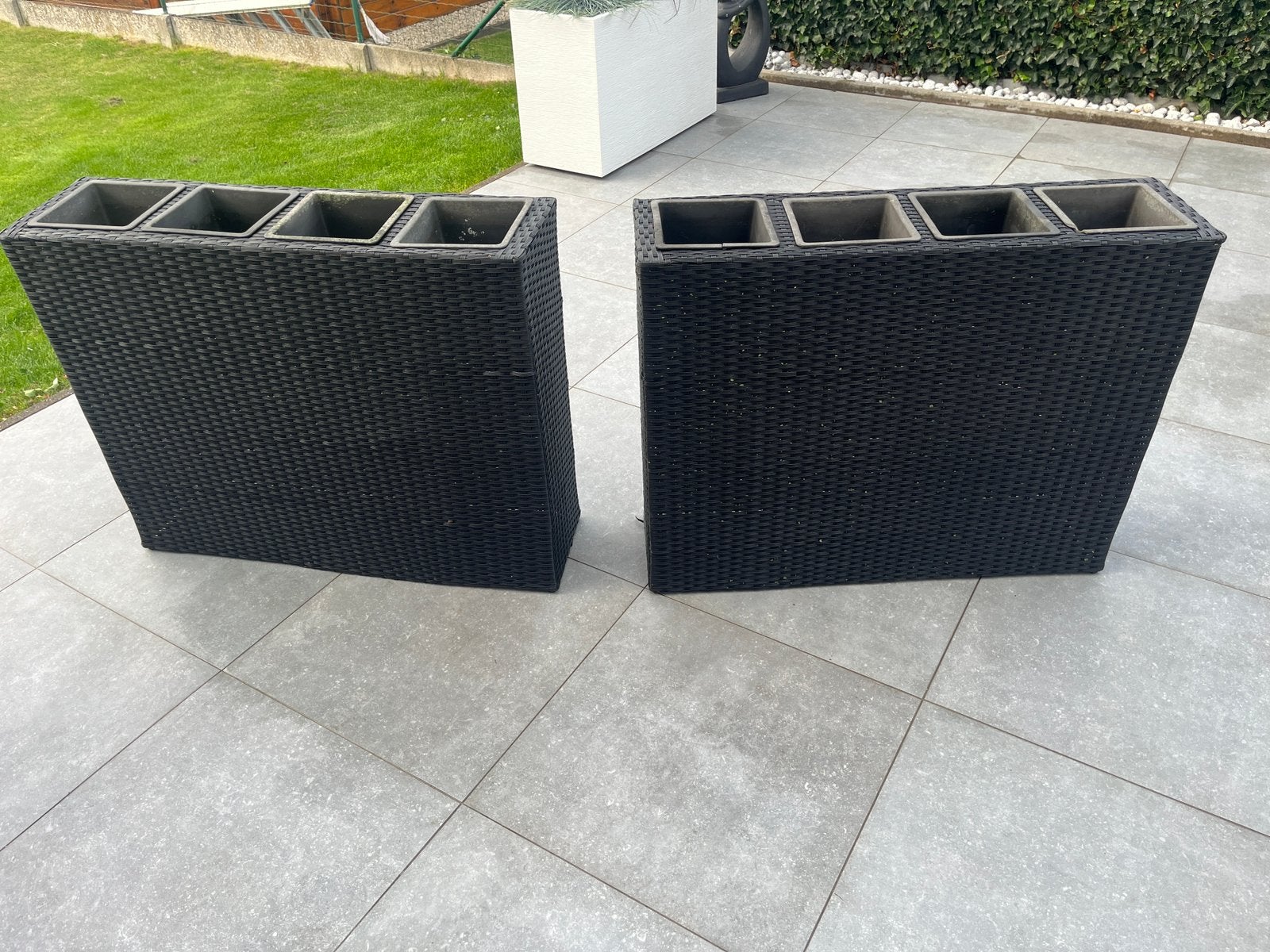Twee bloembakken, Jardin & Terrasse, Bacs à fleurs & Jardinières, Synthétique, Enlèvement, Utilisé, 100 cm ou plus