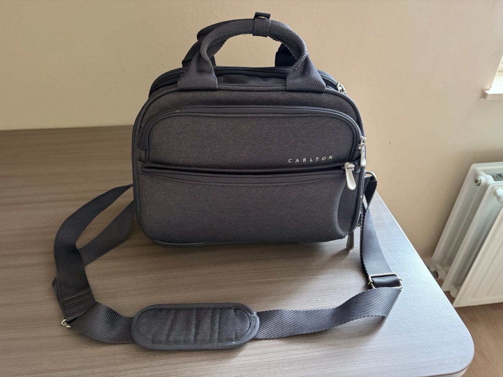 Handbagagetas carlton, Handtassen en Accessoires, Tassen | Reistassen en Weekendtassen, Ophalen, Zo goed als nieuw