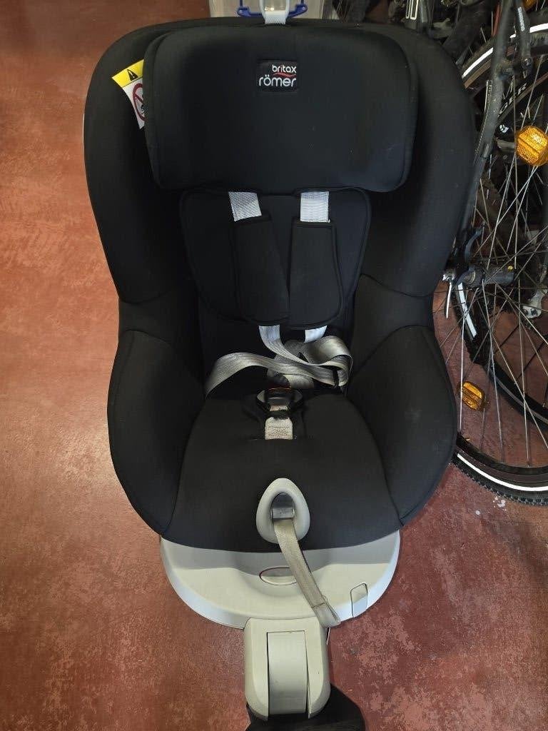 Chaise de voiture pour bébé avec siège pivotant, Romer, Mode veille, 0 à 18 kg, Comme neuf