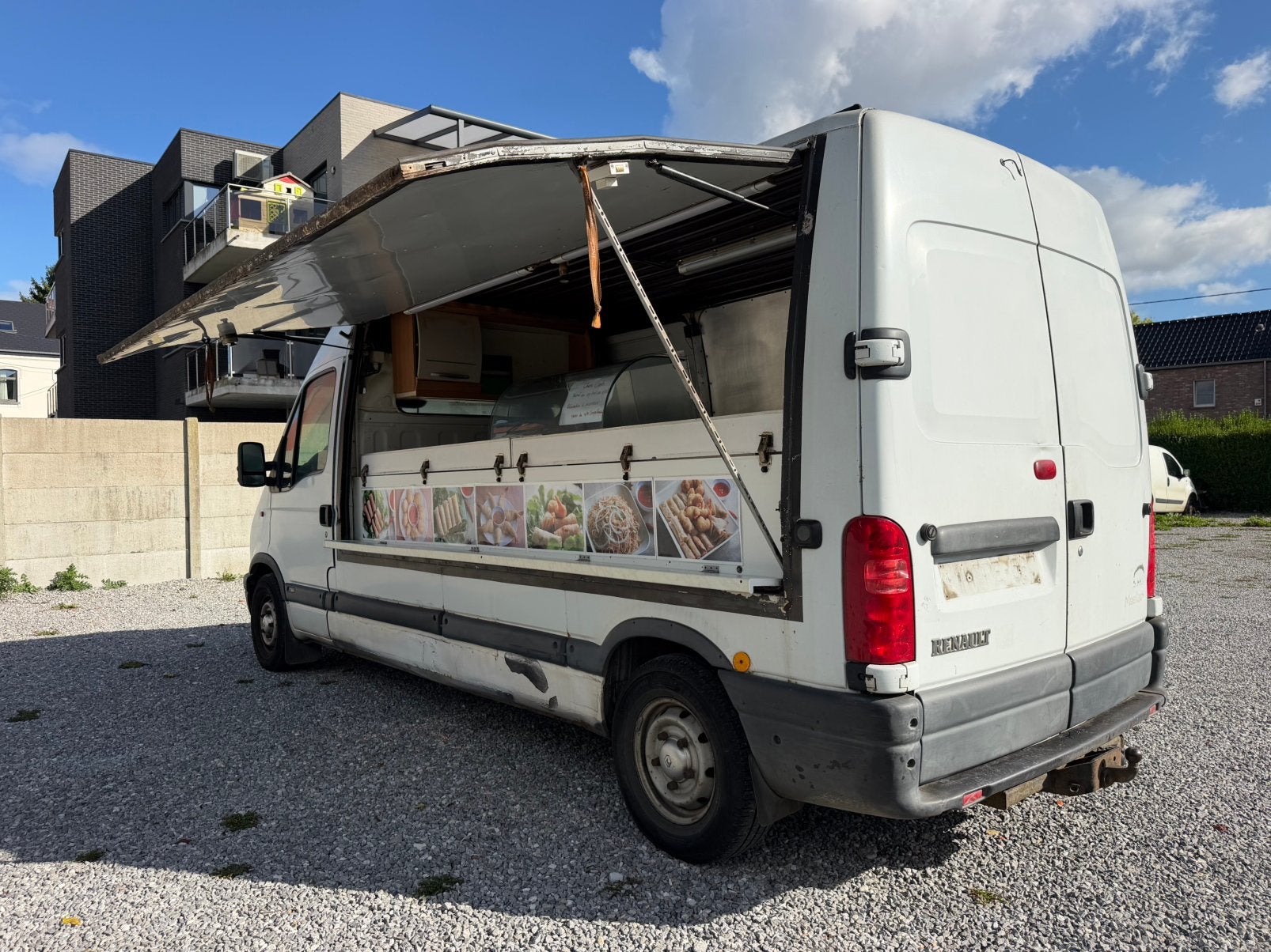 Renault Master 2.8 dti T35/FOOD-vrachtwagen/1998/139m km/, Voorwielaandrijving, 4 deurs, Wit, Grijs