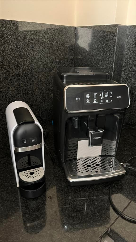 Philips 2300 series + Carrefour espresso apparaat, Enlèvement, Comme neuf, Machine à espresso